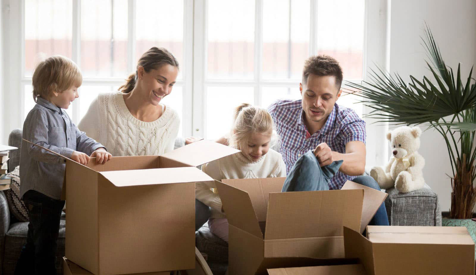 We make moving simple, fast, and stress-free for families and businesses across Auburn